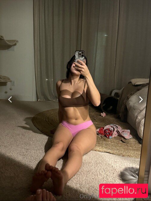 Noelle Emily Nude Onlyfans Photo 8