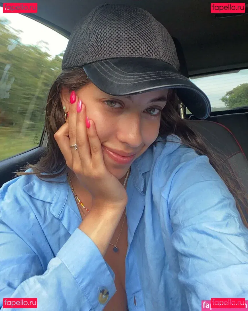 Anah Elisa Onlyfans Photo Gallery 