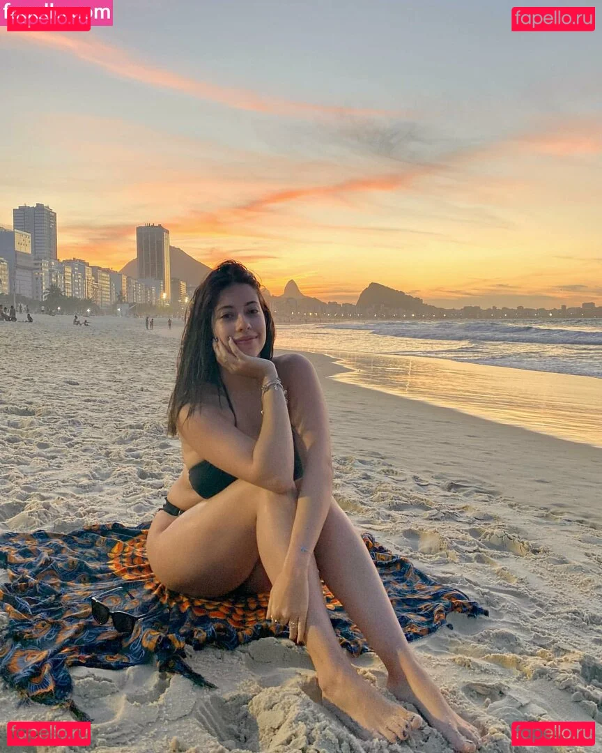 Anah Elisa Onlyfans Photo Gallery 