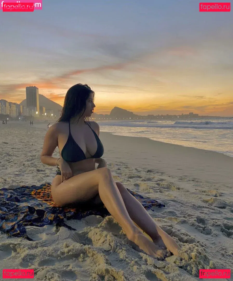 Anah Elisa Onlyfans Photo Gallery 