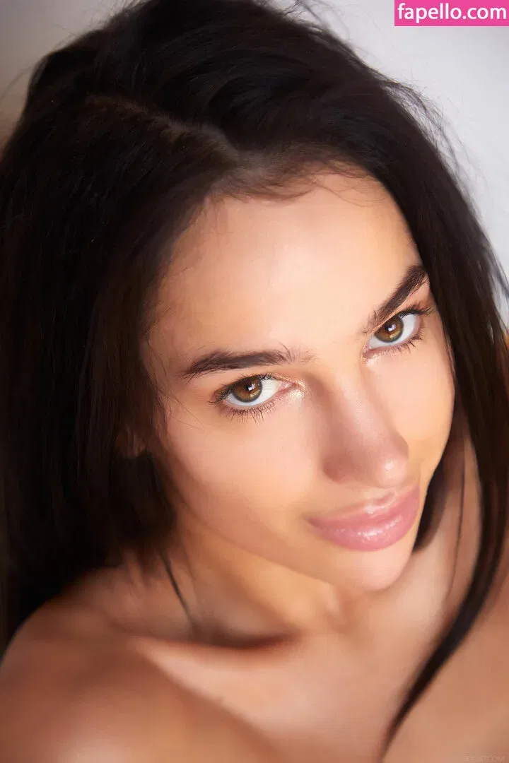 Kama Oxi Onlyfans Photo Gallery 