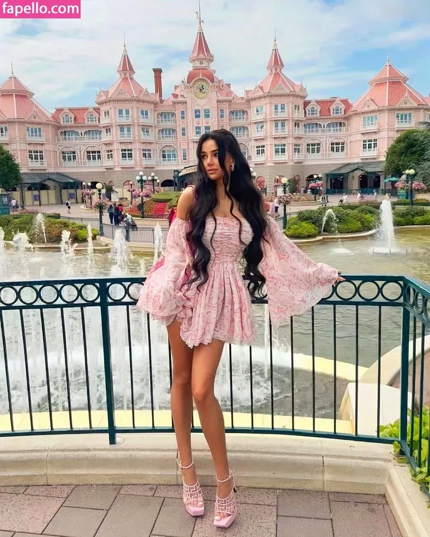 Kama Oxi Onlyfans Photo Gallery 