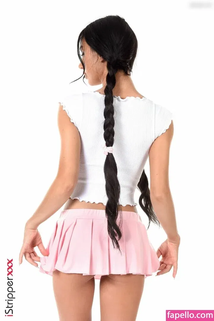 Kama Oxi Onlyfans Photo Gallery 