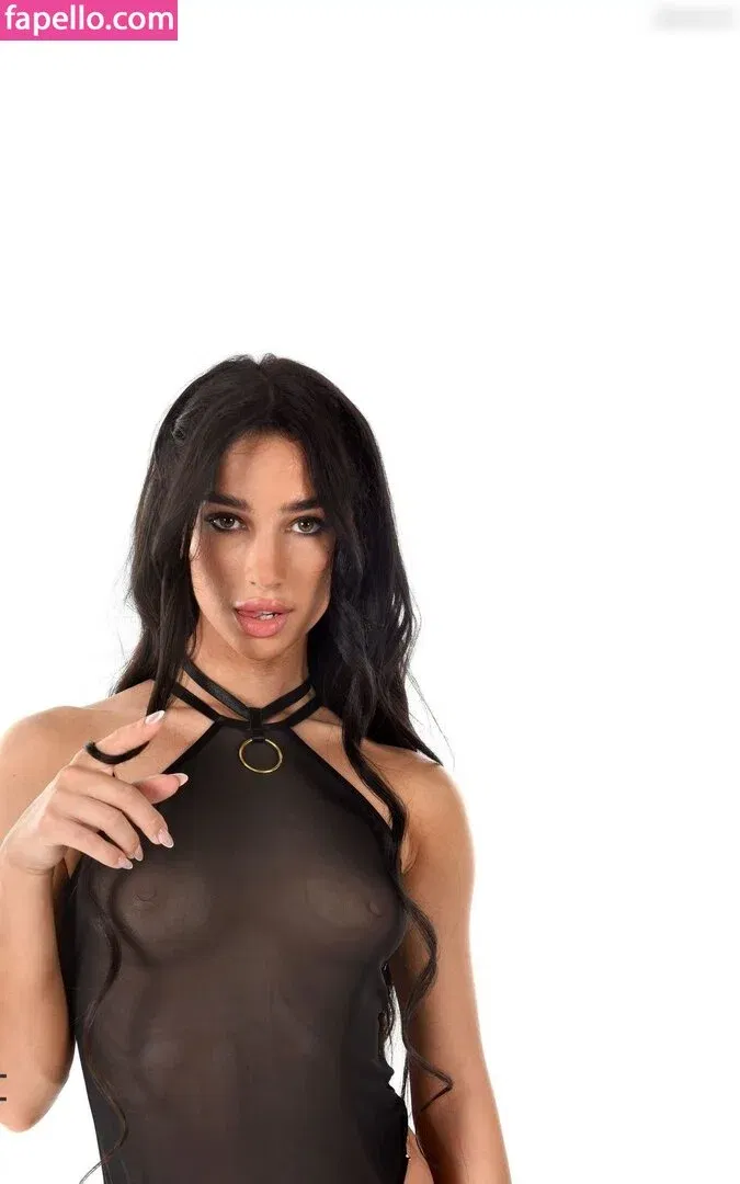 Kama Oxi Onlyfans Photo Gallery 