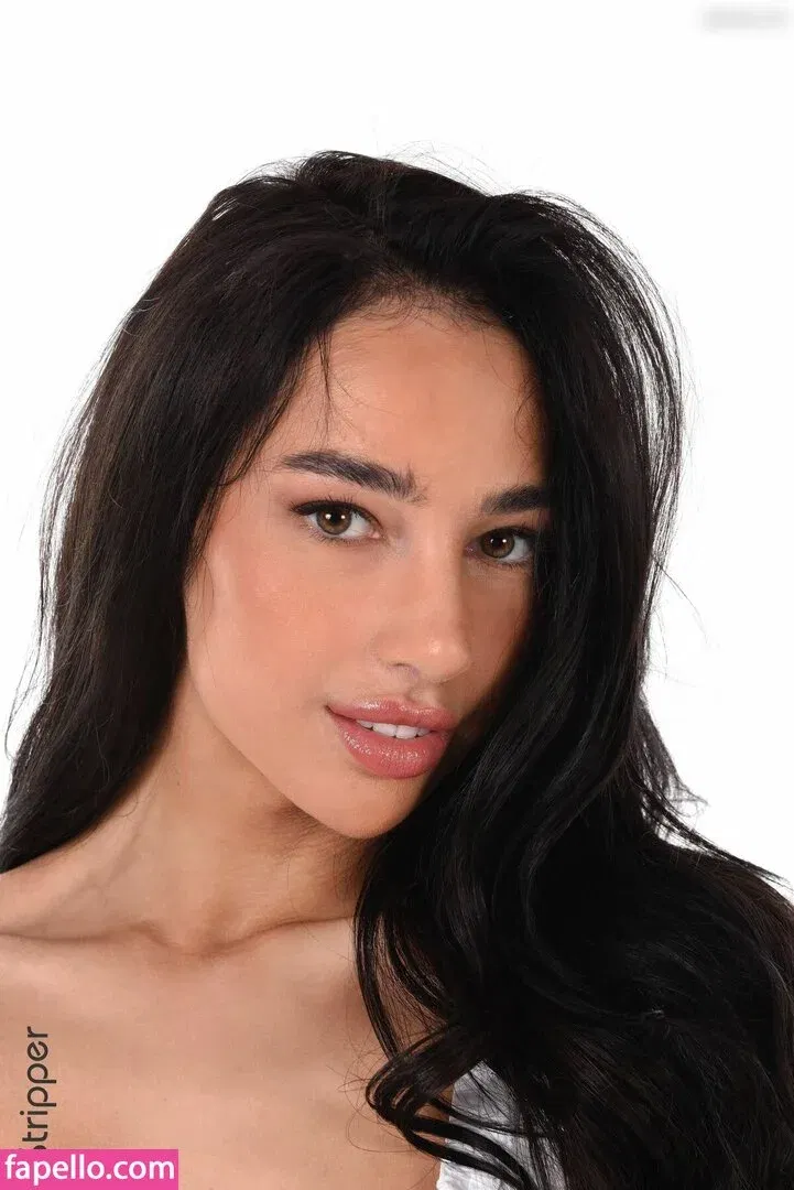 Kama Oxi Onlyfans Photo Gallery 