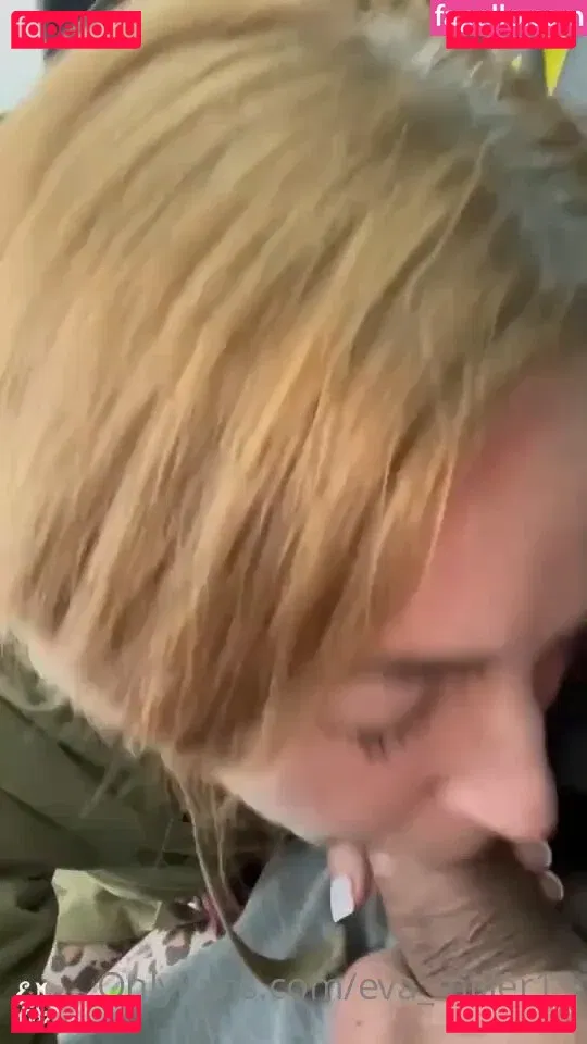 eva_show.off Onlyfans Photo Gallery 