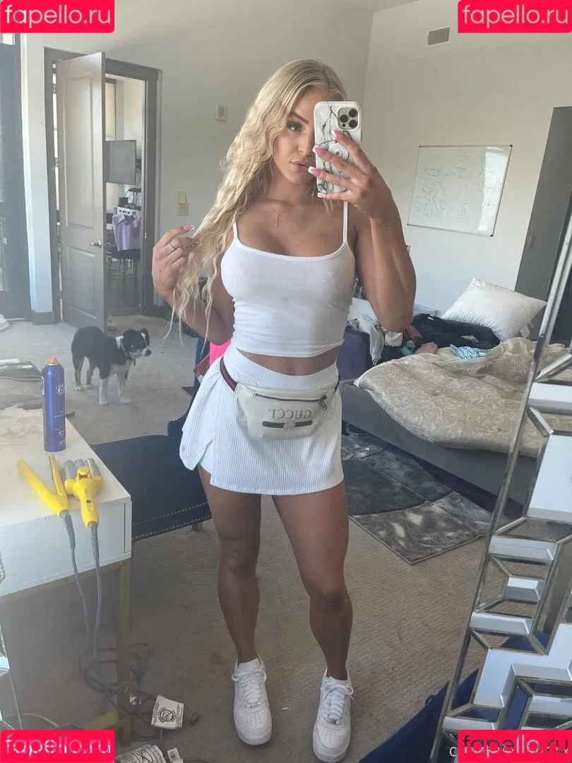 Courtney Taylor Onlyfans Photo Gallery 