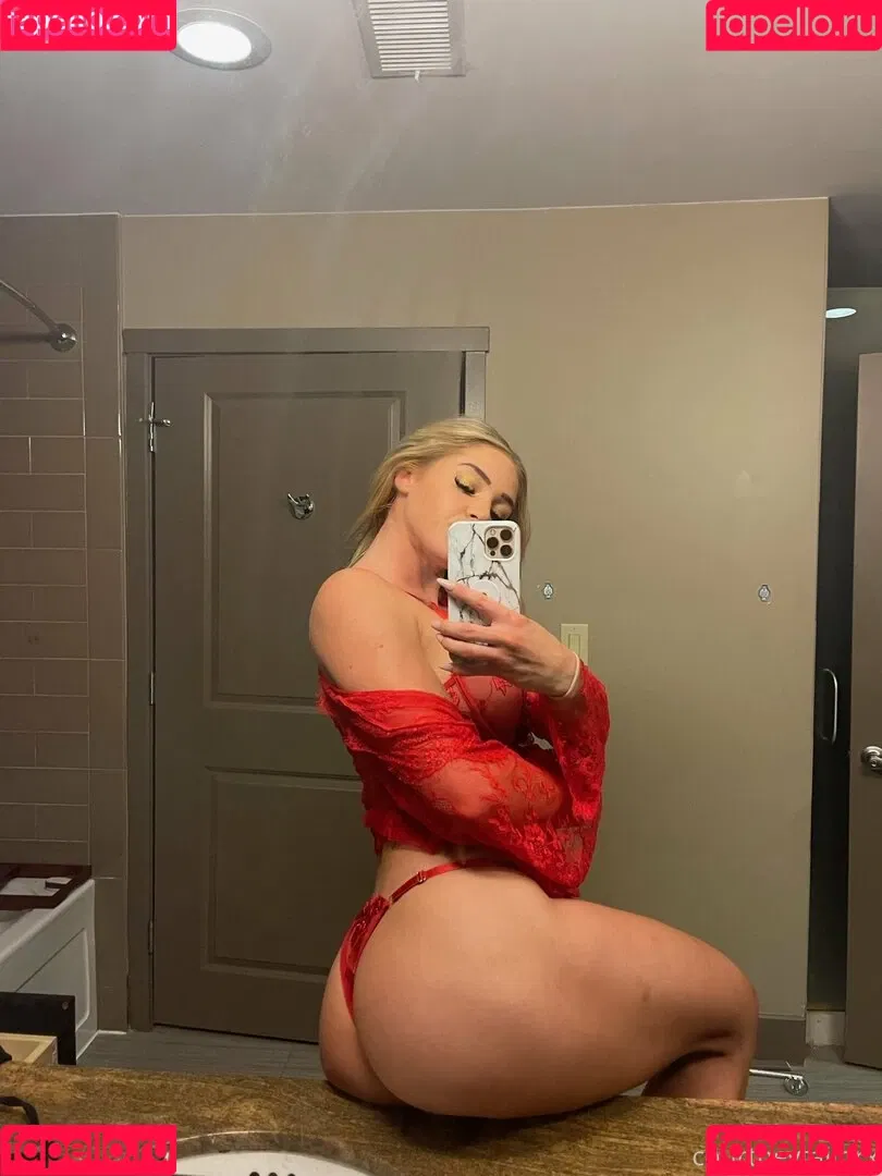 Courtney Taylor Onlyfans Photo Gallery 