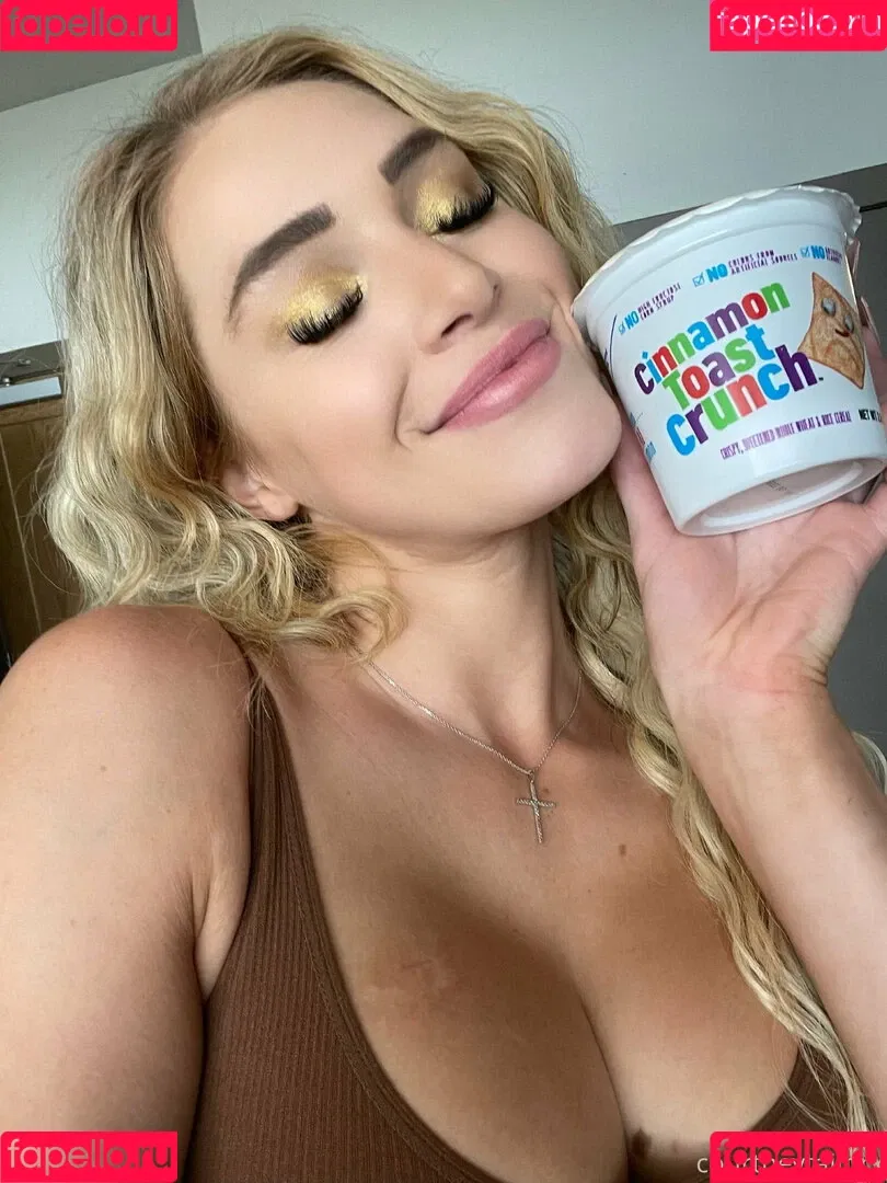 Courtney Taylor Onlyfans Photo Gallery 