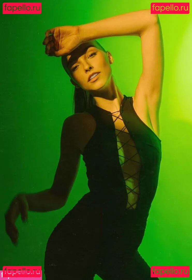 Alexis Fabie Onlyfans Photo Gallery 