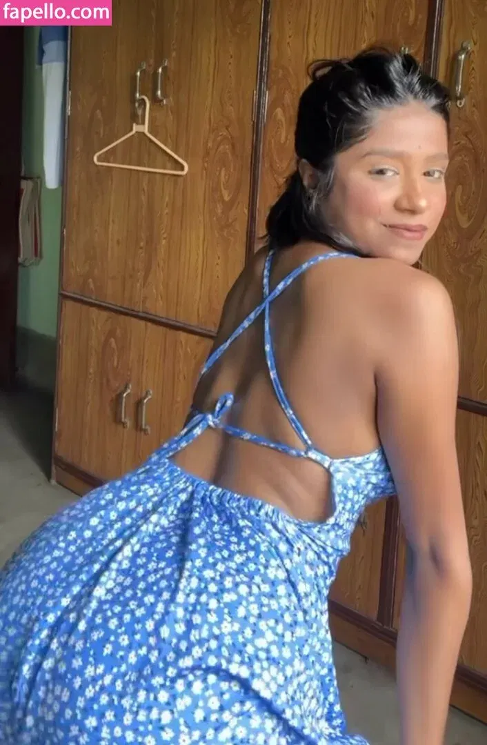 Uva Roy Onlyfans Photo Gallery 