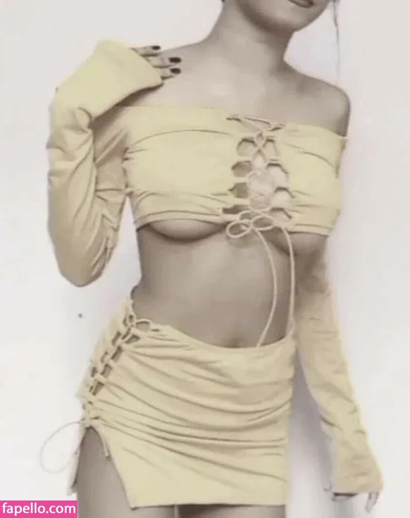 Uva Roy Onlyfans Photo Gallery 