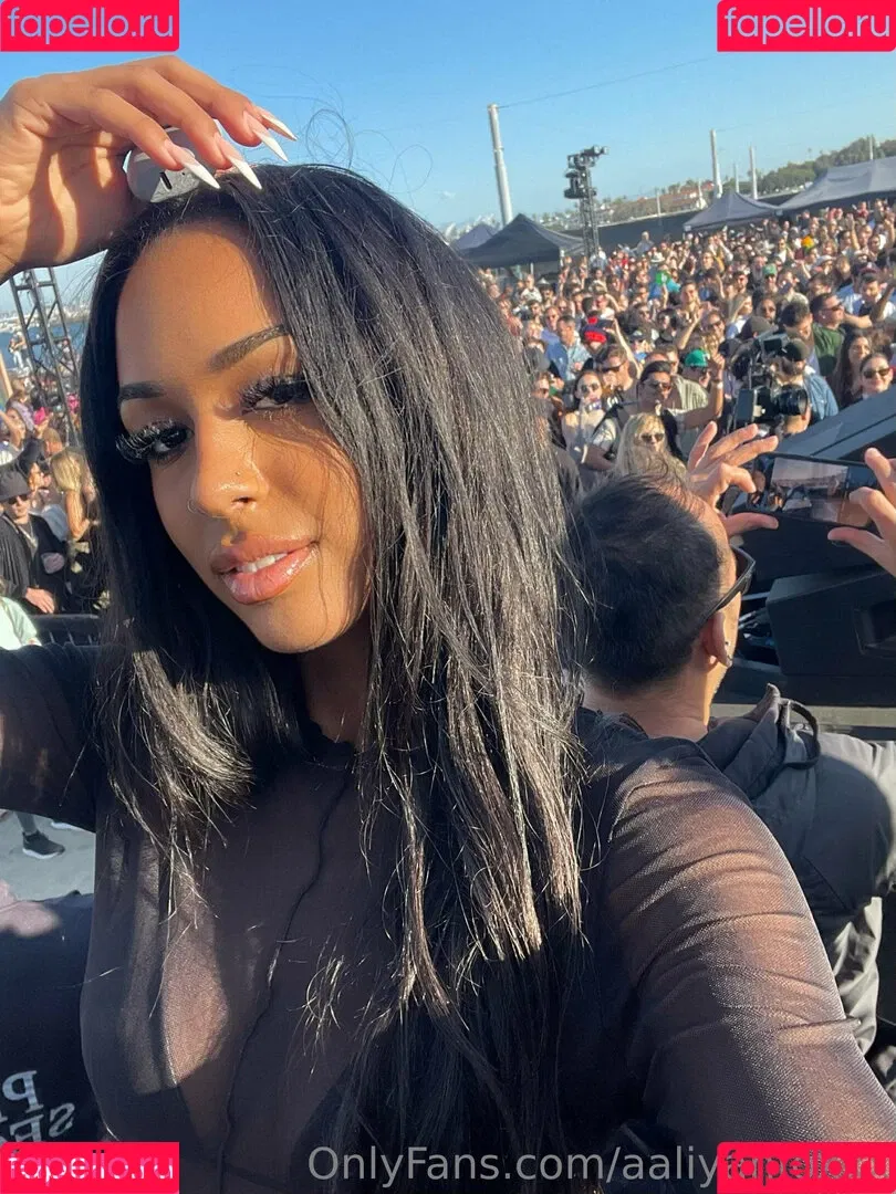 Aaliyah Foxxx Onlyfans Photo Gallery 