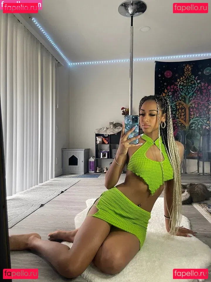 Aaliyah Foxxx Onlyfans Photo Gallery 