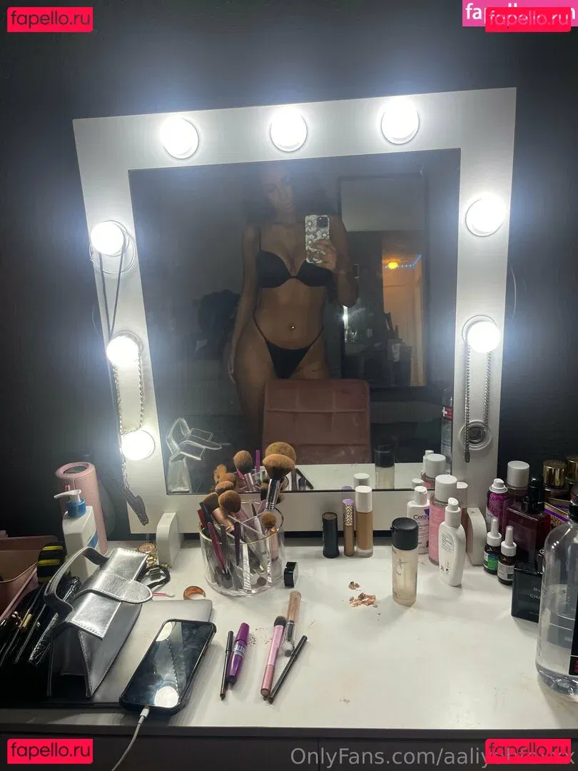 Aaliyah Foxxx Onlyfans Photo Gallery 