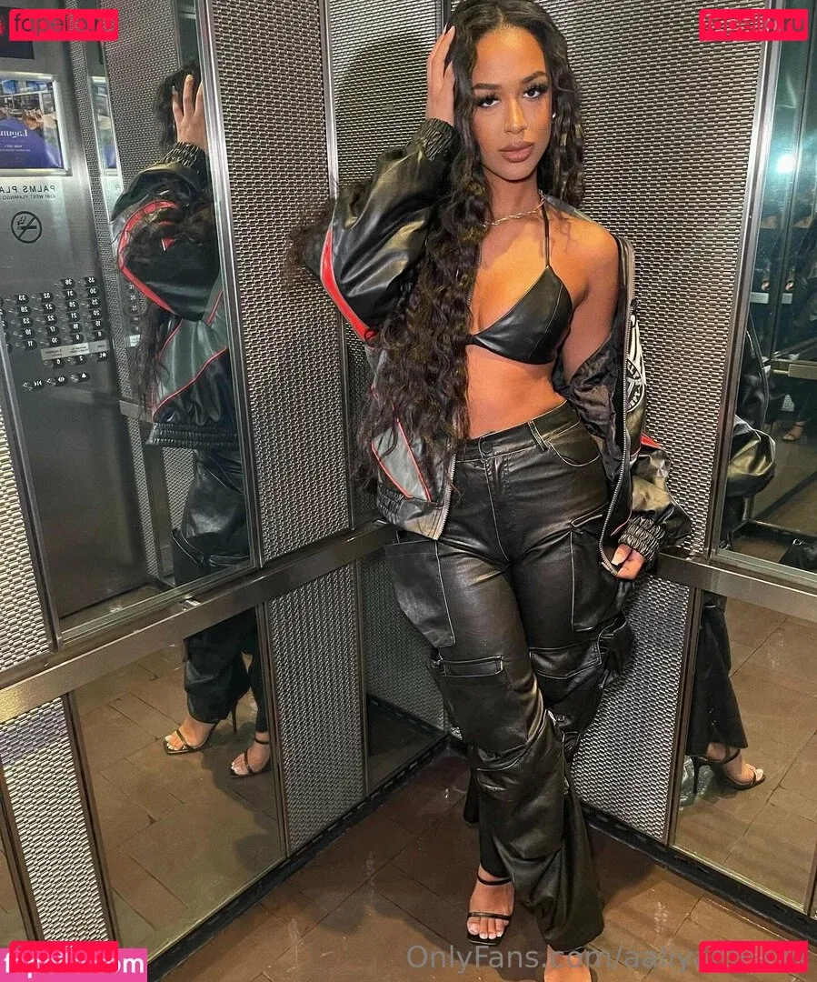 Aaliyah Foxxx Onlyfans Photo Gallery 
