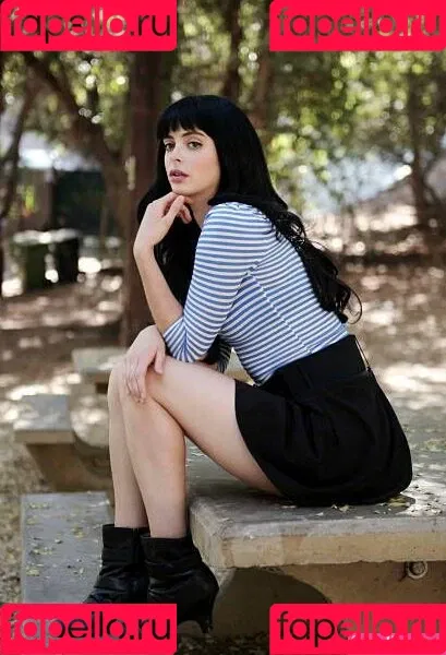 Krysten Ritter Onlyfans Photo Gallery 