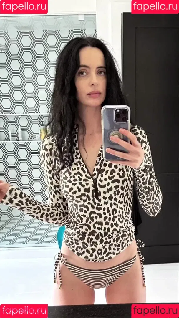 Krysten Ritter Onlyfans Photo Gallery 