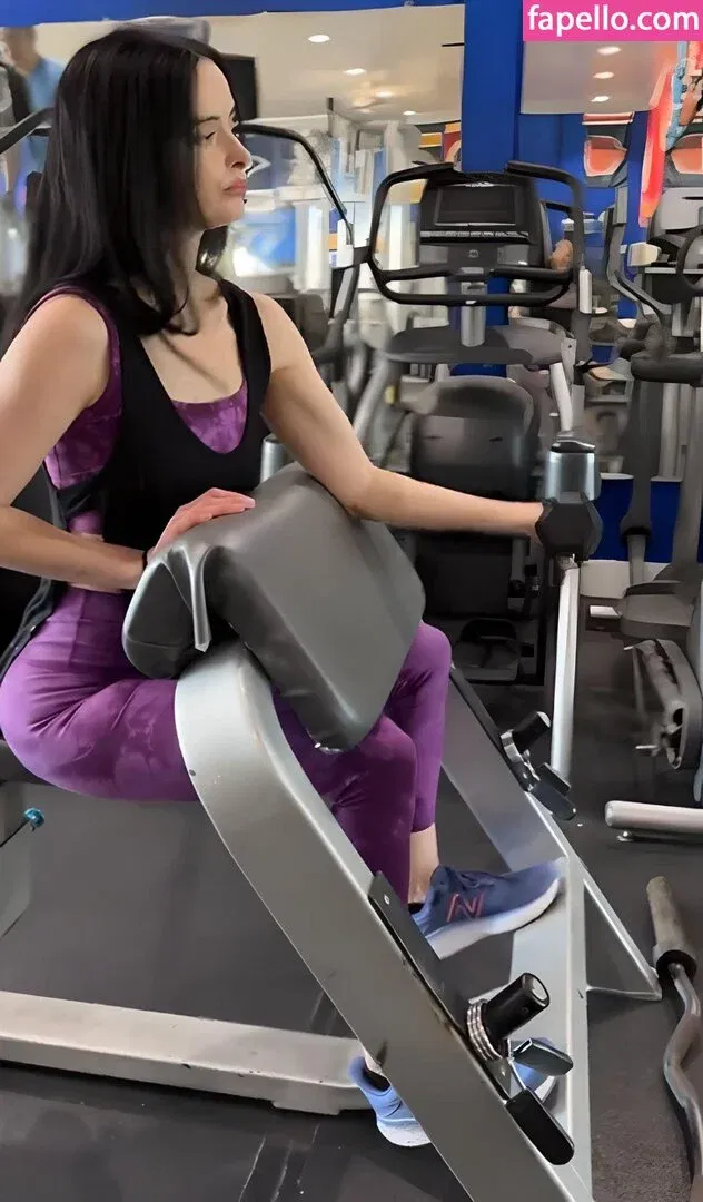 Krysten Ritter Onlyfans Photo Gallery 