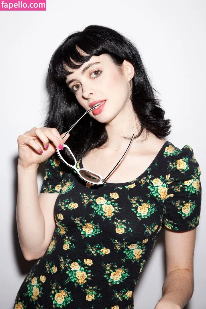 Krysten Ritter Onlyfans Photo Gallery 