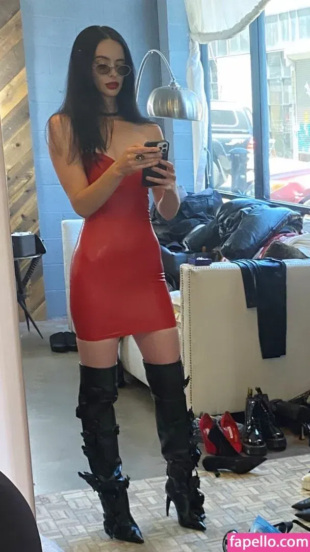 Krysten Ritter Onlyfans Photo Gallery 