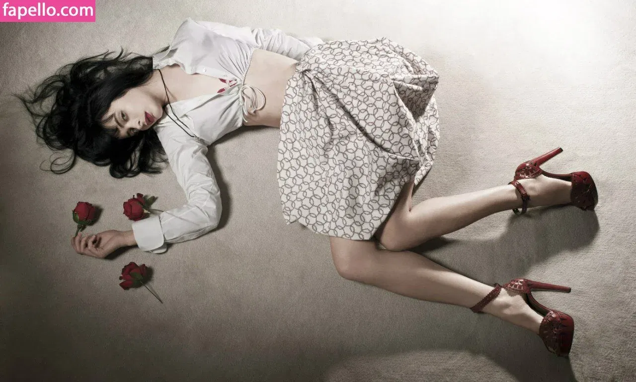 Krysten Ritter Onlyfans Photo Gallery 