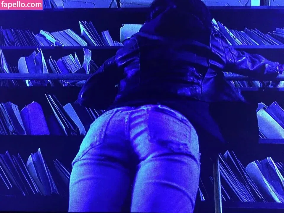 Krysten Ritter Onlyfans Photo Gallery 