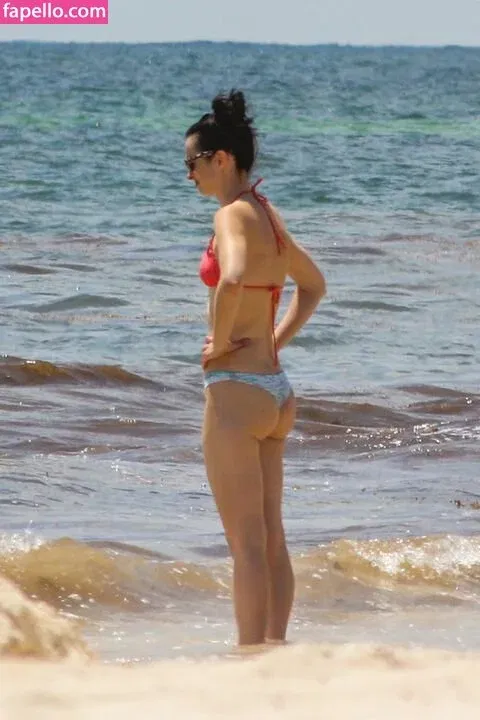 Krysten Ritter Onlyfans Photo Gallery 