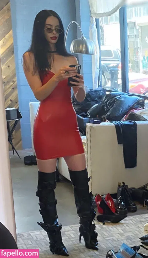 Krysten Ritter Onlyfans Photo Gallery 