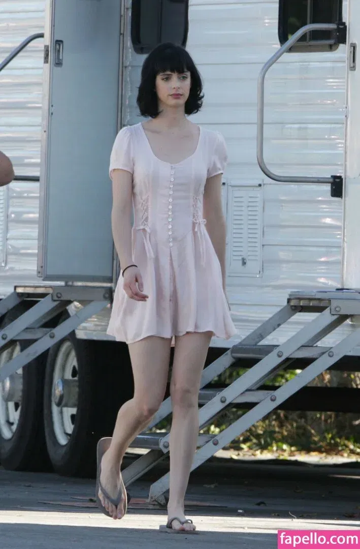 Krysten Ritter Onlyfans Photo Gallery 