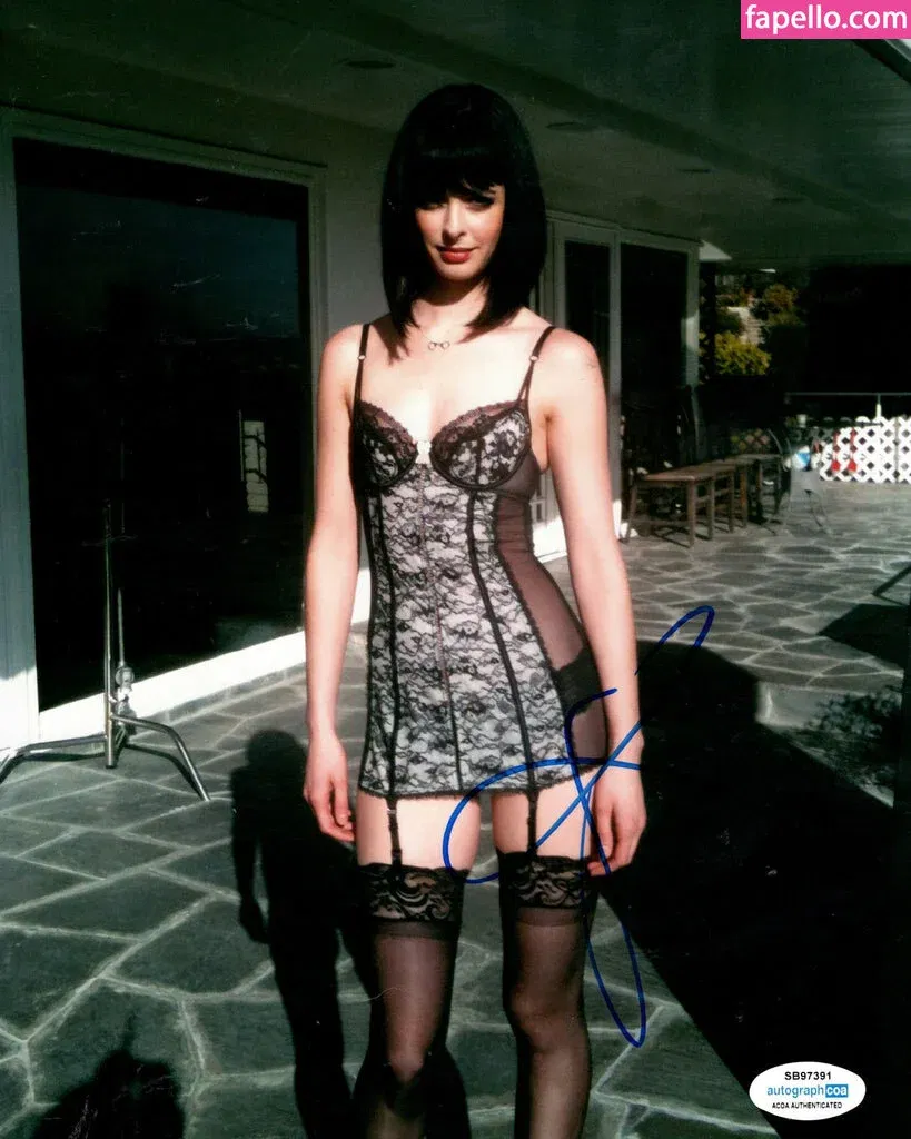 Krysten Ritter Onlyfans Photo Gallery 