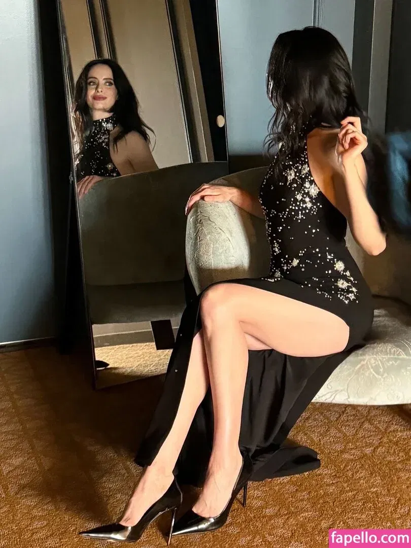Krysten Ritter Onlyfans Photo Gallery 