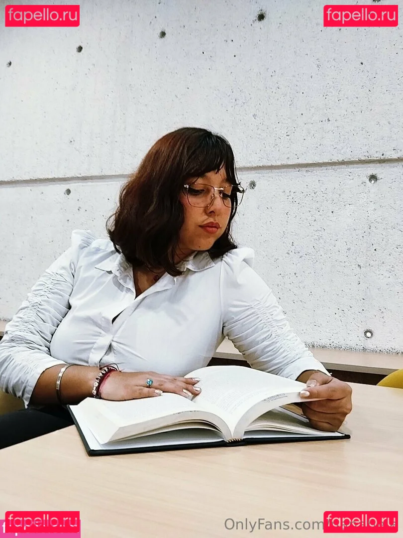 nanabela Onlyfans Photo Gallery 