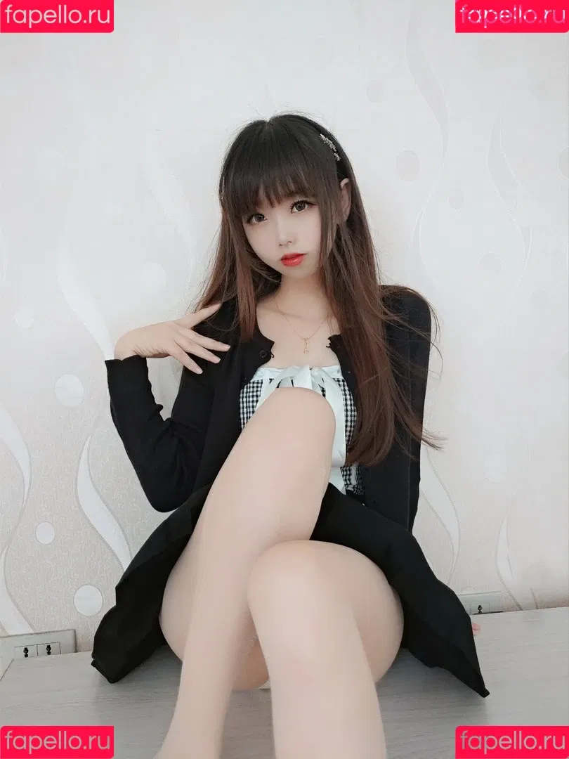 xueqisama Onlyfans Photo Gallery 