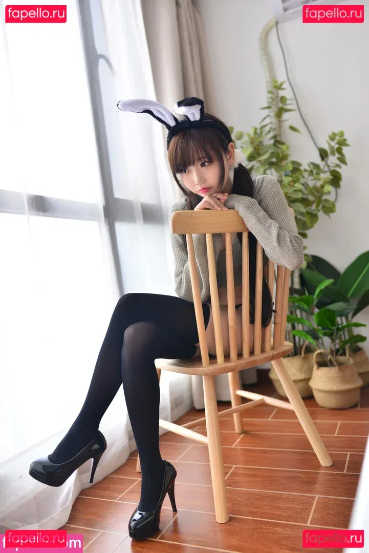 xueqisama Onlyfans Photo Gallery 