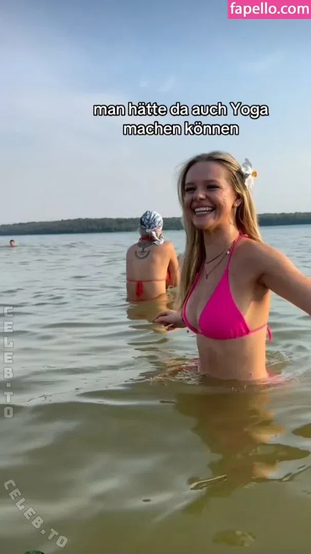 i-sophie Onlyfans Photo Gallery 