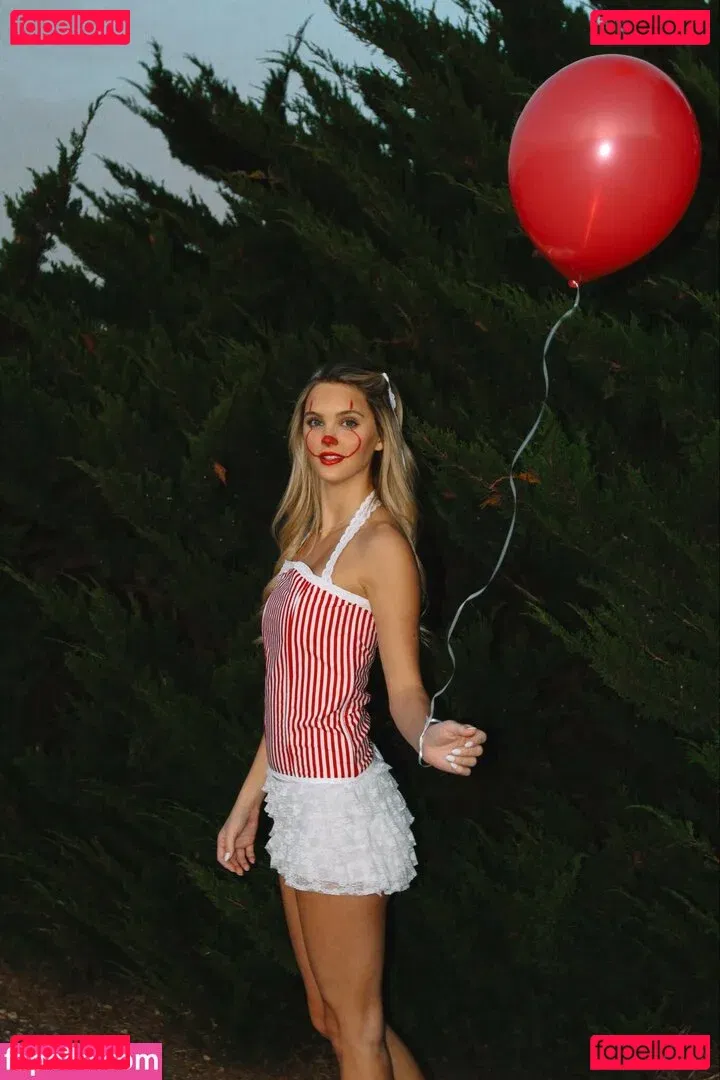 Paigemackenzie Onlyfans Photo Gallery 