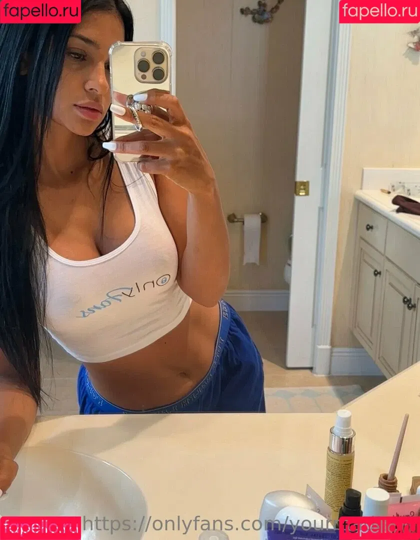yourmadison Onlyfans Photo Gallery 