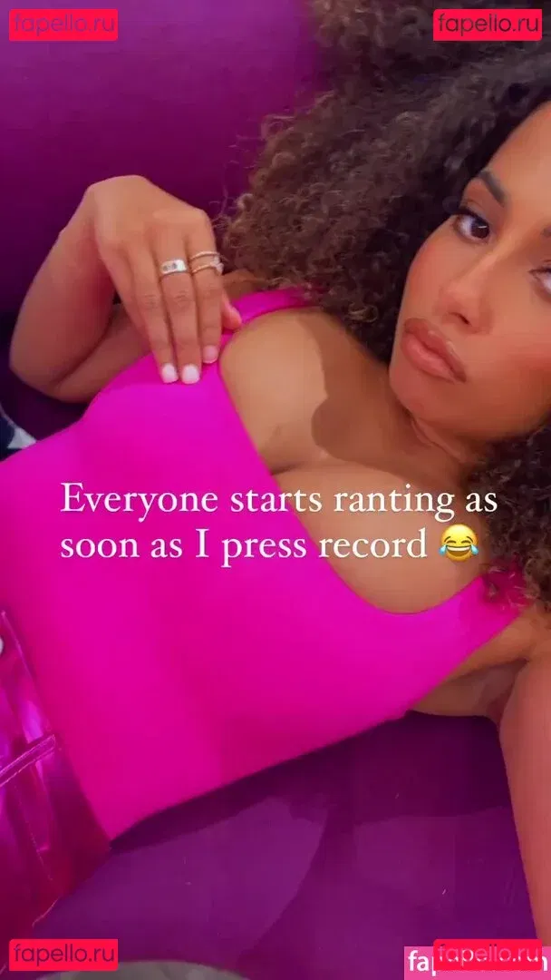Amber Gill Onlyfans Photo Gallery 