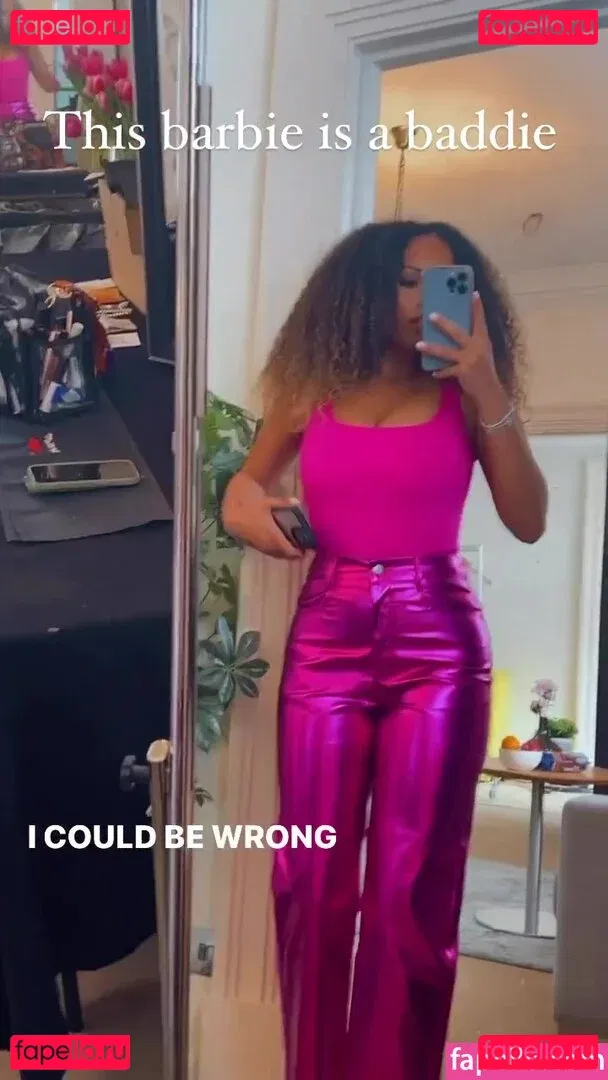 Amber Gill Onlyfans Photo Gallery 