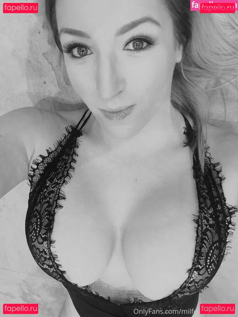 milfcharlieerose3 Onlyfans Photo Gallery 