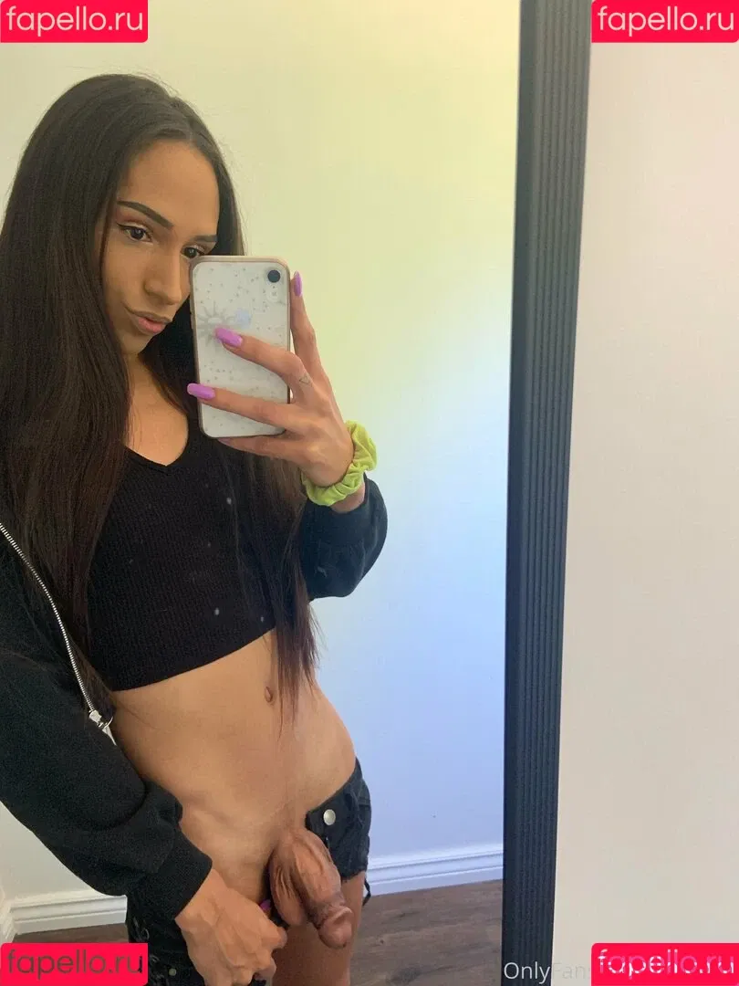 ItsRae69 Onlyfans Photo Gallery 