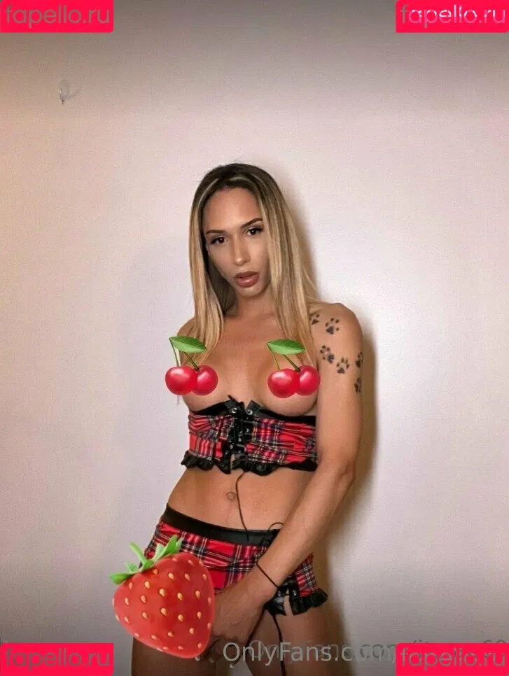 ItsRae69 Onlyfans Photo Gallery 