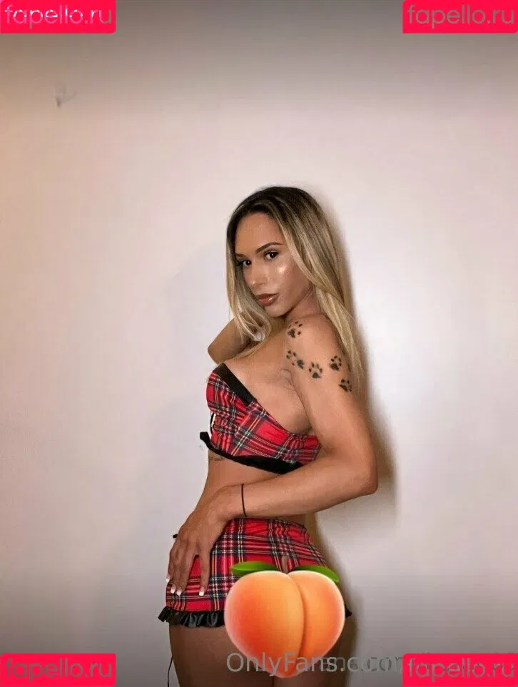 ItsRae69 Onlyfans Photo Gallery 