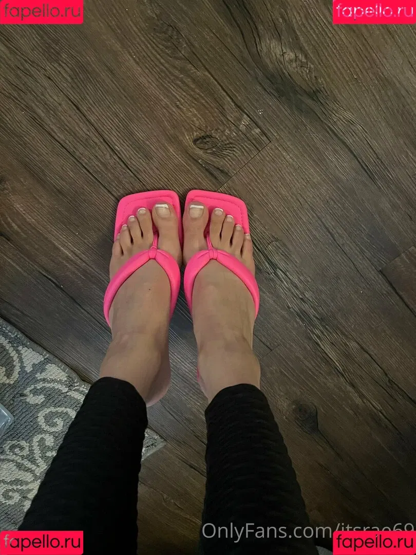ItsRae69 Onlyfans Photo Gallery 