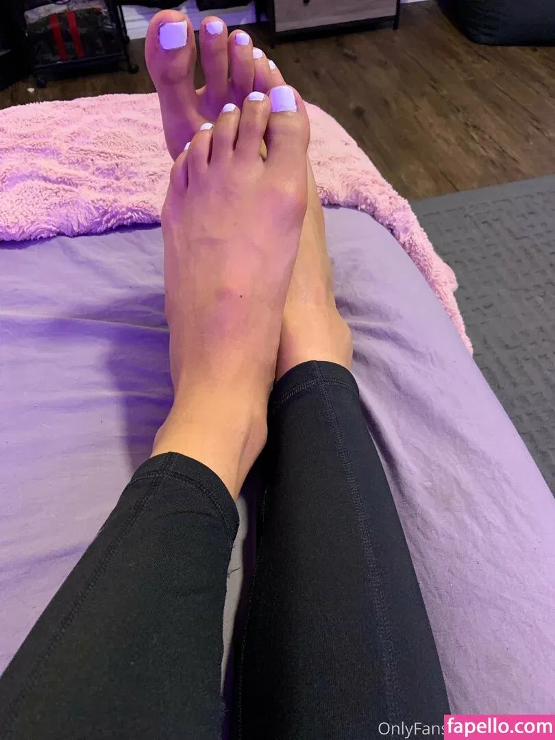 ItsRae69 Onlyfans Photo Gallery 