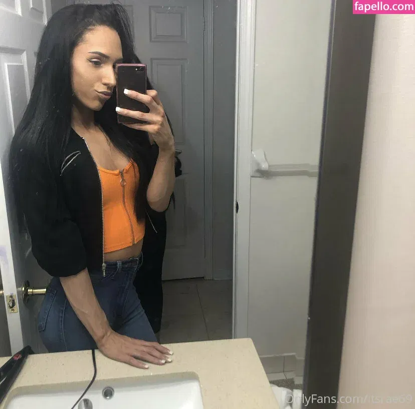 ItsRae69 Onlyfans Photo Gallery 