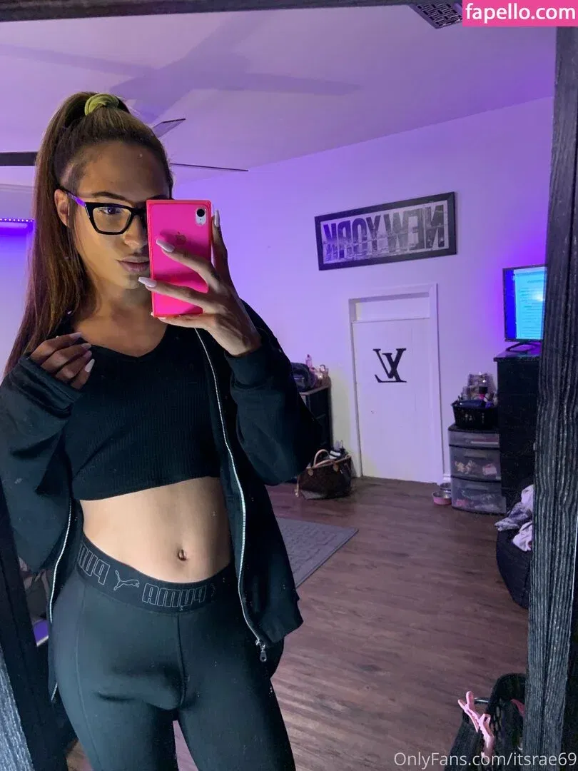 ItsRae69 Onlyfans Photo Gallery 