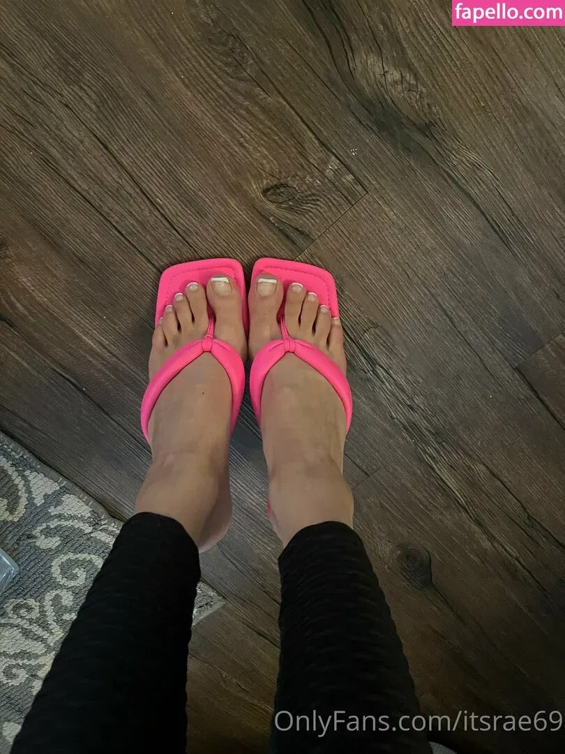 ItsRae69 Onlyfans Photo Gallery 