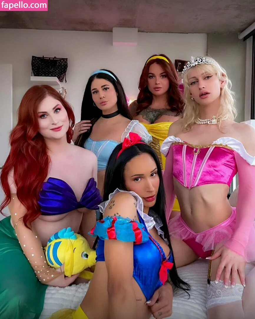 ItsRae69 Onlyfans Photo Gallery 